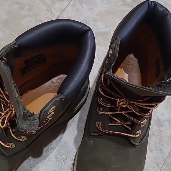 Men's Olive Green Timberland Boots - Picture 2 of 7